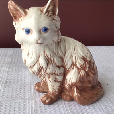 Vintage Ceramic Cat Figurine Marked Stamm, 5 1/2'' x 4'' x 2 1/2''