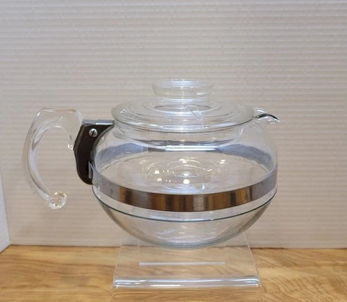 Pyrex Flameware Glass Teapot w/ Lid - Stainless Band - 4 Cup - USA Vintage 8126B