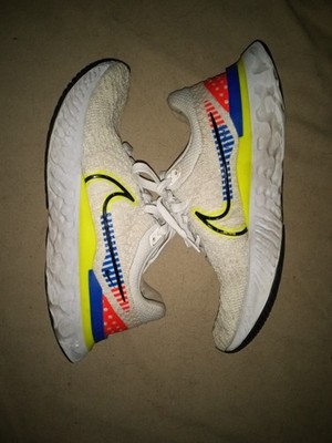 Nike Flyknit React men's Size 9.5 UK 8.5
