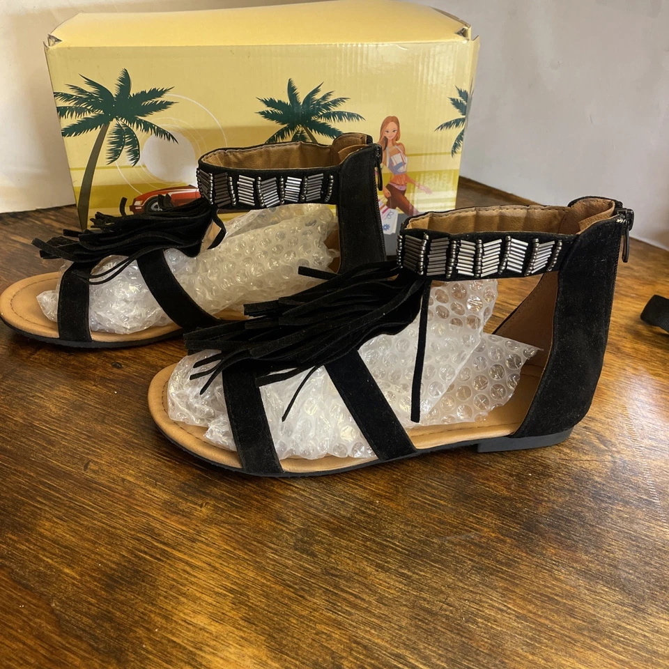 FOREVER Black Flat Sandals Bohemian Gladiator Tassel Fringe Metallic Detail Sz 9 - Image 4 of 4