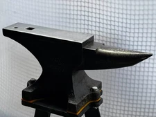 Vintage 1939 Fisher Norris 200 lb Anvil – Great Condition – With Tools and Stand