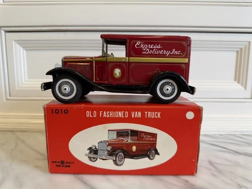 Bandai 1928 Ford Model A Sedan Delivery, Express Delivery Vintage, Model 1010