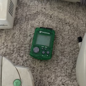 Sega Dreamcast System with 2 controllers, gun and game. 