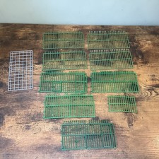 BRITAINS Zoo Accessories 10 x Green GreyPlastic Cage Railings Fencing 1/32 Lot A
