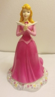 Royal Doulton Walt Disney Showcase Princesses Figurine Sleeping Beauty Aurora