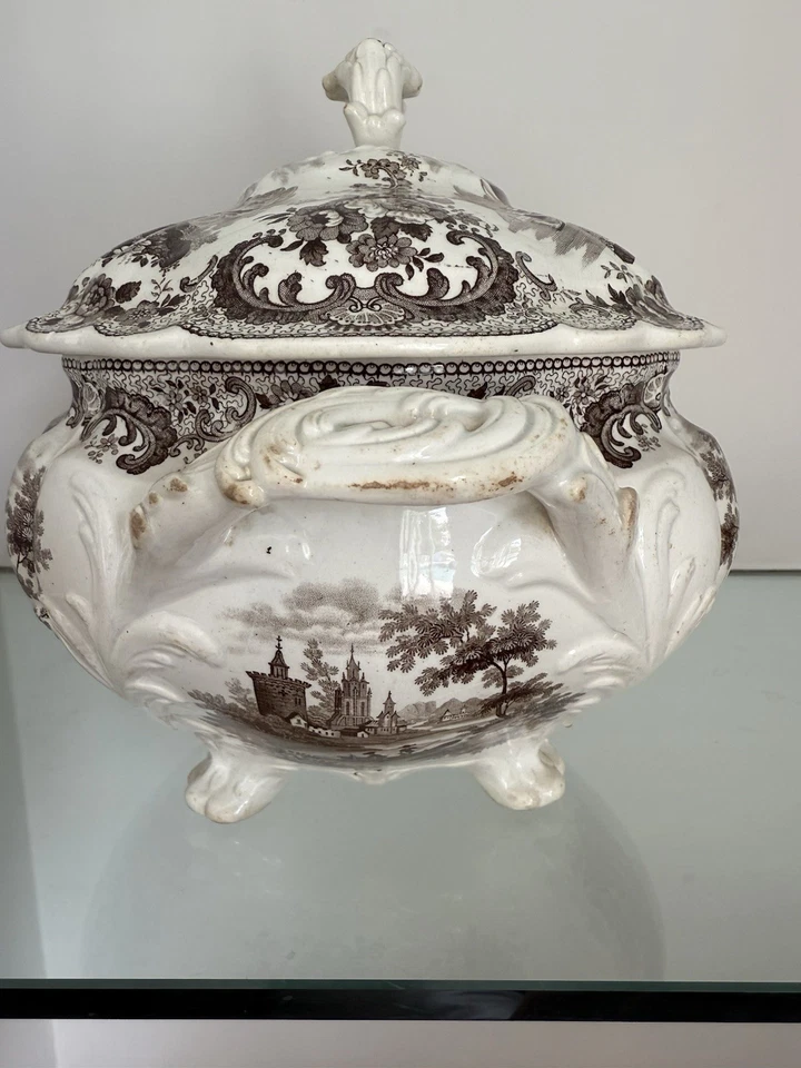 Sopera de transferencia inglesa del siglo XIX con cucharón granja chic rural Foto 4 de 4