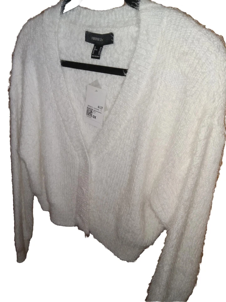 CARDIGÃ FEMININO FOREVER 21 PLUS BRANCO PELUDO SUÉTER CORTE MACIO CURTO TAMANHO 0X - Imagem 3 de 4