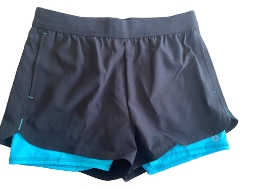 EX M&S BOYS GOODMOVE BLACK AND BLUE SHORTS SIZE 12-13 YEARS NEW