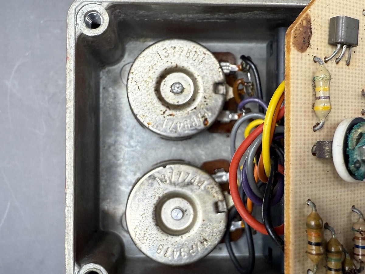 MXR dyna comp 78‘ MXR Dyna Comp '78 Block Compressor Pedal Vintage Model 1978