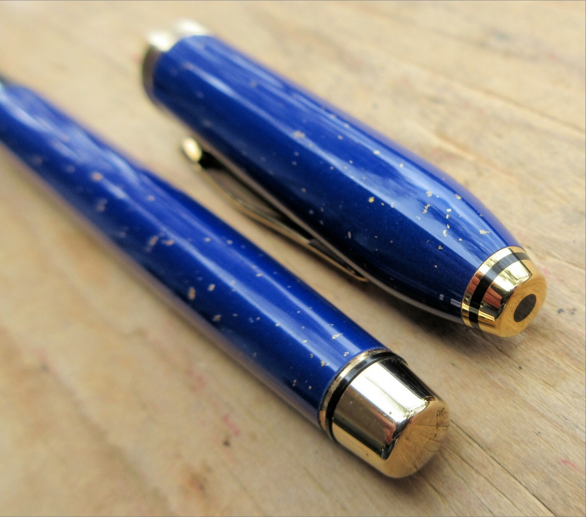 New Cross Townsend Lapis Lazuli Limited Fountain Pen - MEDIUM 18k