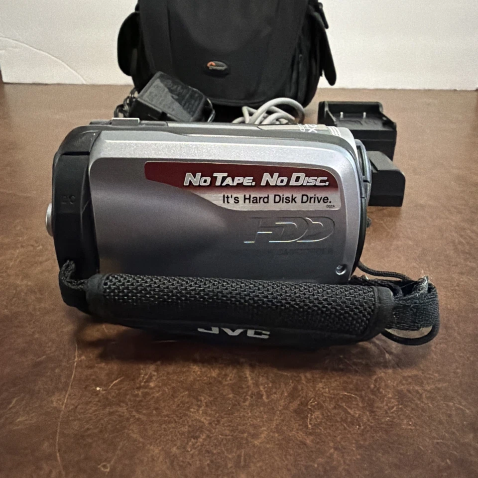 JVC Everio GZ-MG21U 20GB Hard Disk Drive Camcorder W/ Charger Battery Works Bag - Image 4 of 4