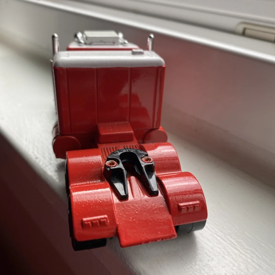 Vintage Coca Cola 1978 Matchbox Super Kings K-31 Peterbilt 18 CAB Only. - Image 3 of 4