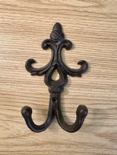 Antique European Retro Acorn Cast Iron Double Hook Coat Hat Hanger Rack Garden