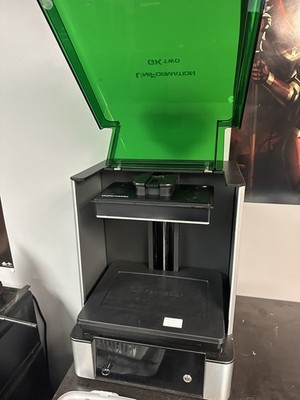 MAXY 9009 Resin 3D Printer with Accessories and Build Platform