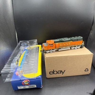 Athearn 91508 HO Scale BNSF GP60M Diesel Locomotive #112 W/ DCC Installed