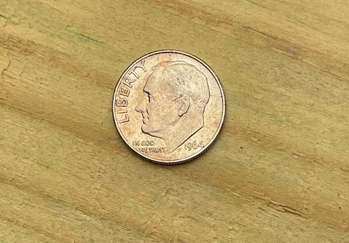 1964-P Roosevelt Dime #2895 Lunatic Red Fred, Extremely Fine *FREE SHIPPING 2-U*