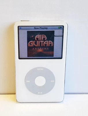 iPod 5th Generation White 30 GB - In Working Order Please Read Description - Image 1 of 4