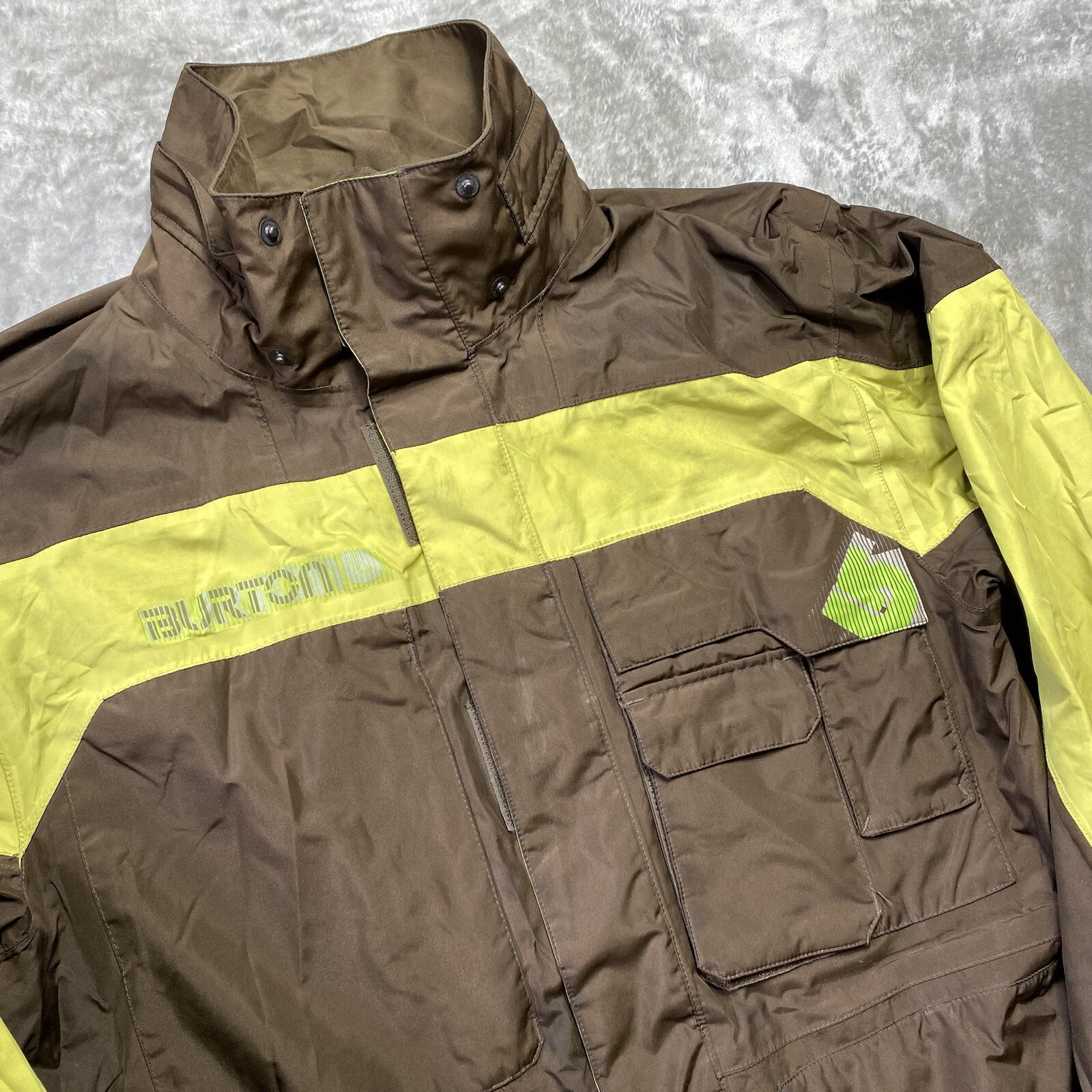 Burton Men's Large Snowboard Ski Jacket in Brown Green with Vents