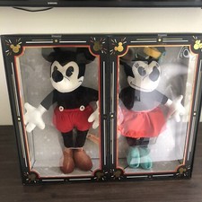 WALT DISNEY Mickey and Minnie Mouse Collectible Plush Doll Set   Limited Release
