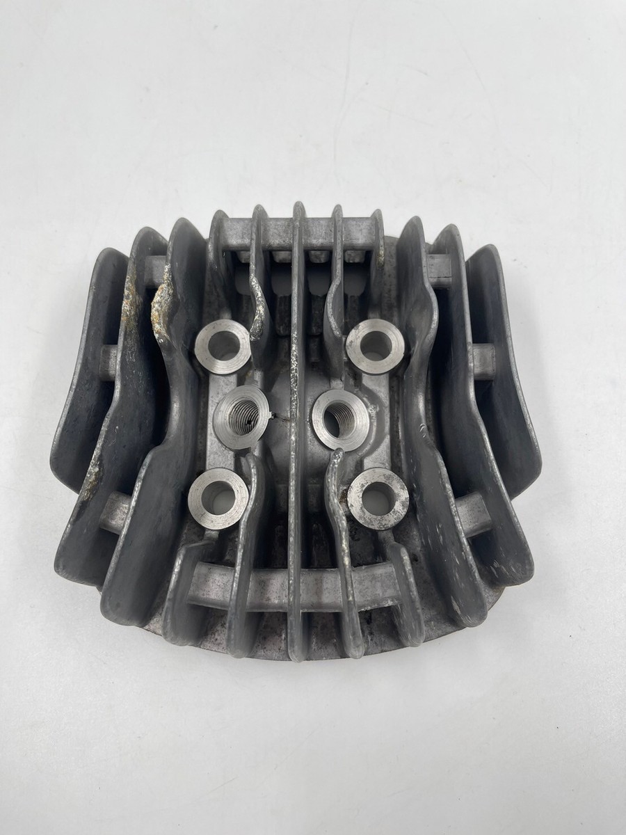 VTG Suzuki TS100 TC100 1973-1977 Cylinder Head 11111-25600 VTG Suzuki TS100 TC100 1973-1977 Cylinder Head 11111-25600
