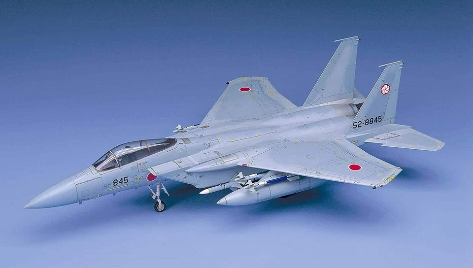 Hasegawa 07251 F-15J/DJ Eagle (J.A.S.D.F. Interceptor) Kit Montaggio 1/48 - Immagine 2 di 2