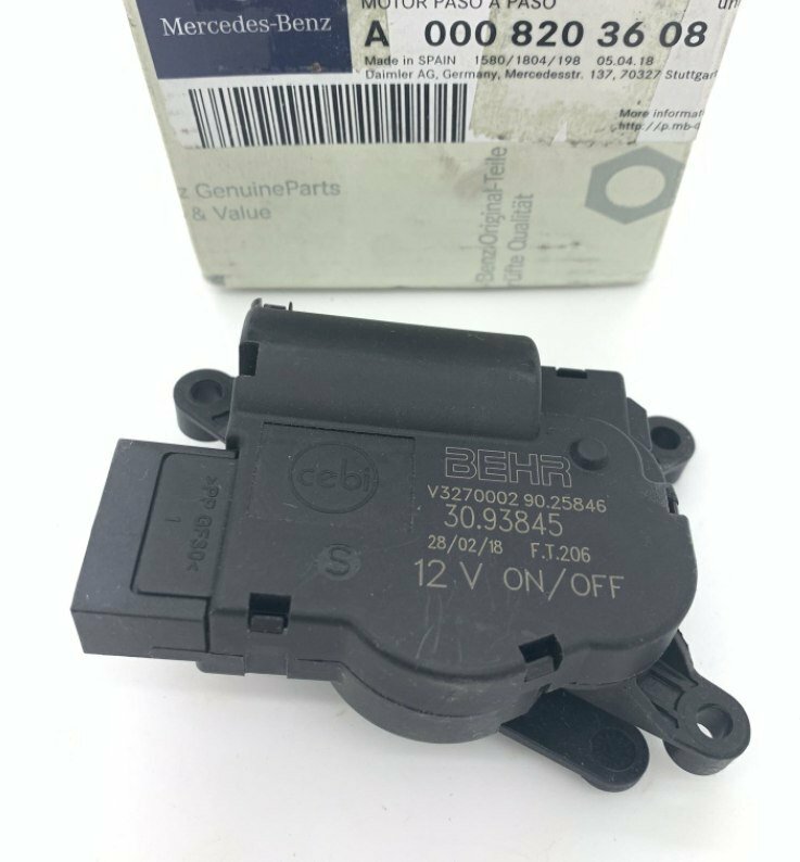 MB VITO W639 Heater Flap Actuation Stepper Motor A0008203608 NEW  