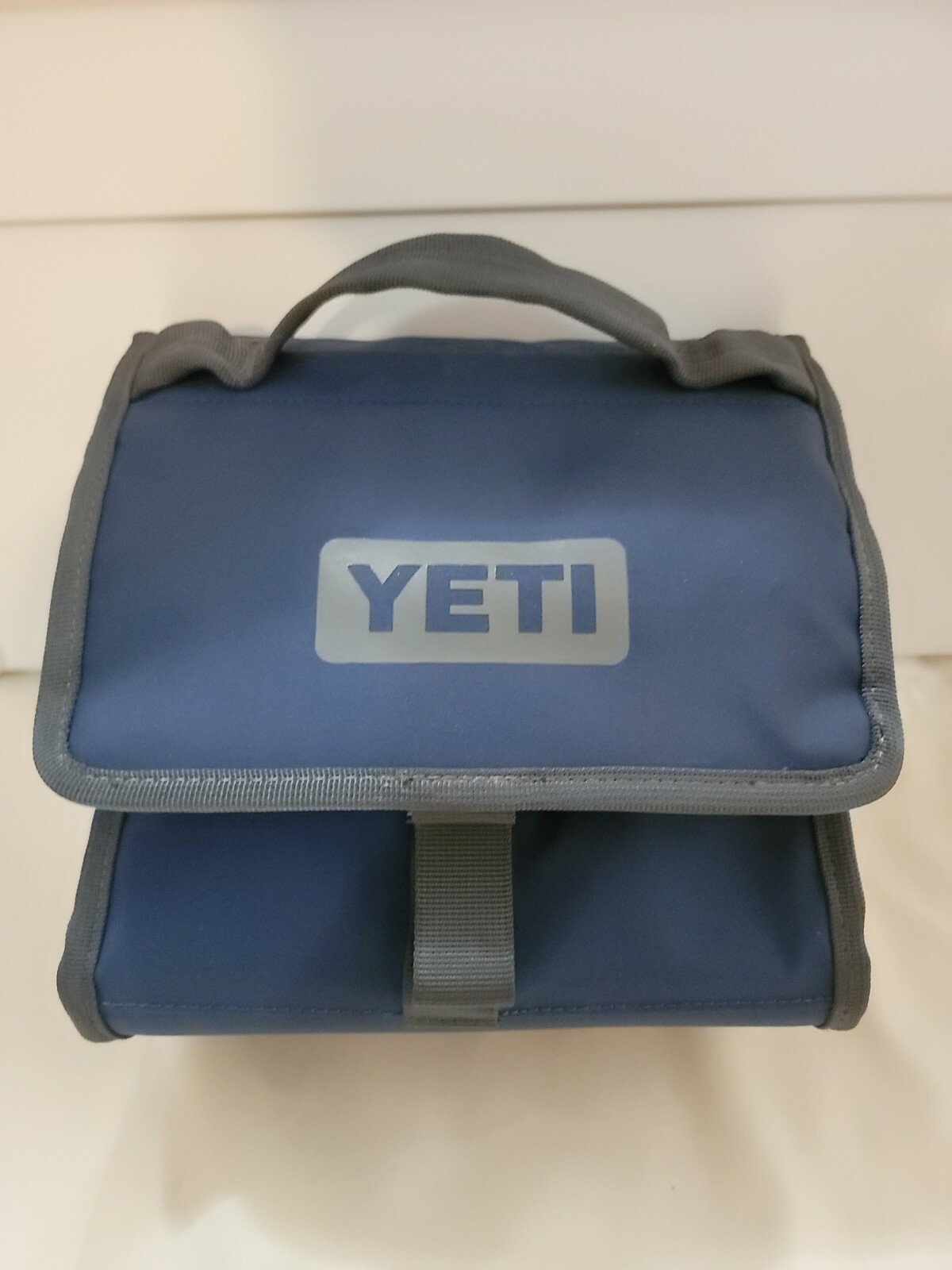 yeti duffel bolsa sale