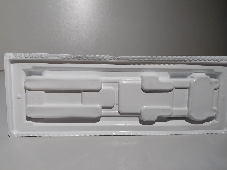 MAJORETTE LAND ROVER + REMORQUE RADAR SÉRIE 300 - Photo 3/3