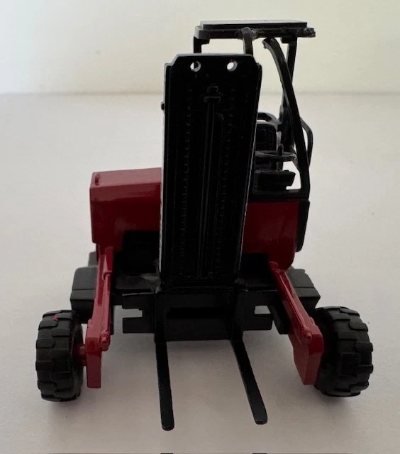 1:50 Moffett Kooi M5 Fork Lift and Truck Mount  By Corgi CC14009 - Image 4 of 4