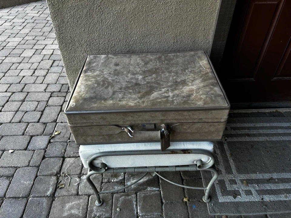 Винтажный коричневый кожаный замшевый чемодан Hartmann подпоясанный 21 x 12 x 7 дюймов с ключом - Изображение 2 из 4