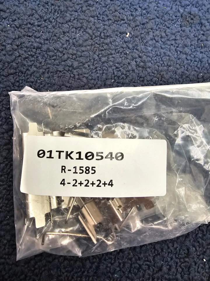 GNAD1724: Pastilla de freno de disco cerámica dorada premium para Acura MDX Honda Passport Foto 4 de 4