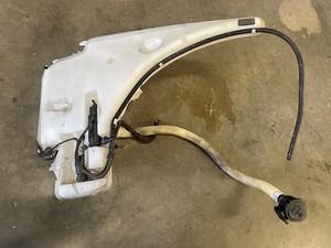 BMW E88 E82 E90 Wischwasserbehälter mit 2 Pumpe für Xenon 7229536