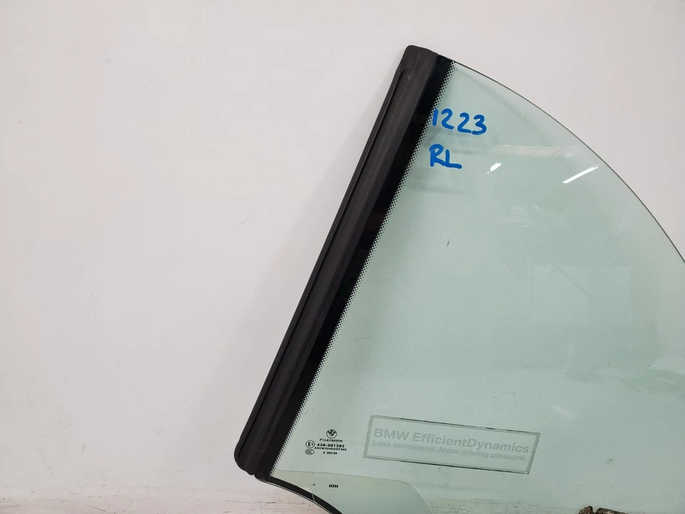 ✅ 08-13 OEM BMW E88 128 135 Convertible Trasero Izquierdo Piloto Cuarto Ventana Vidrio Foto 2 de 4