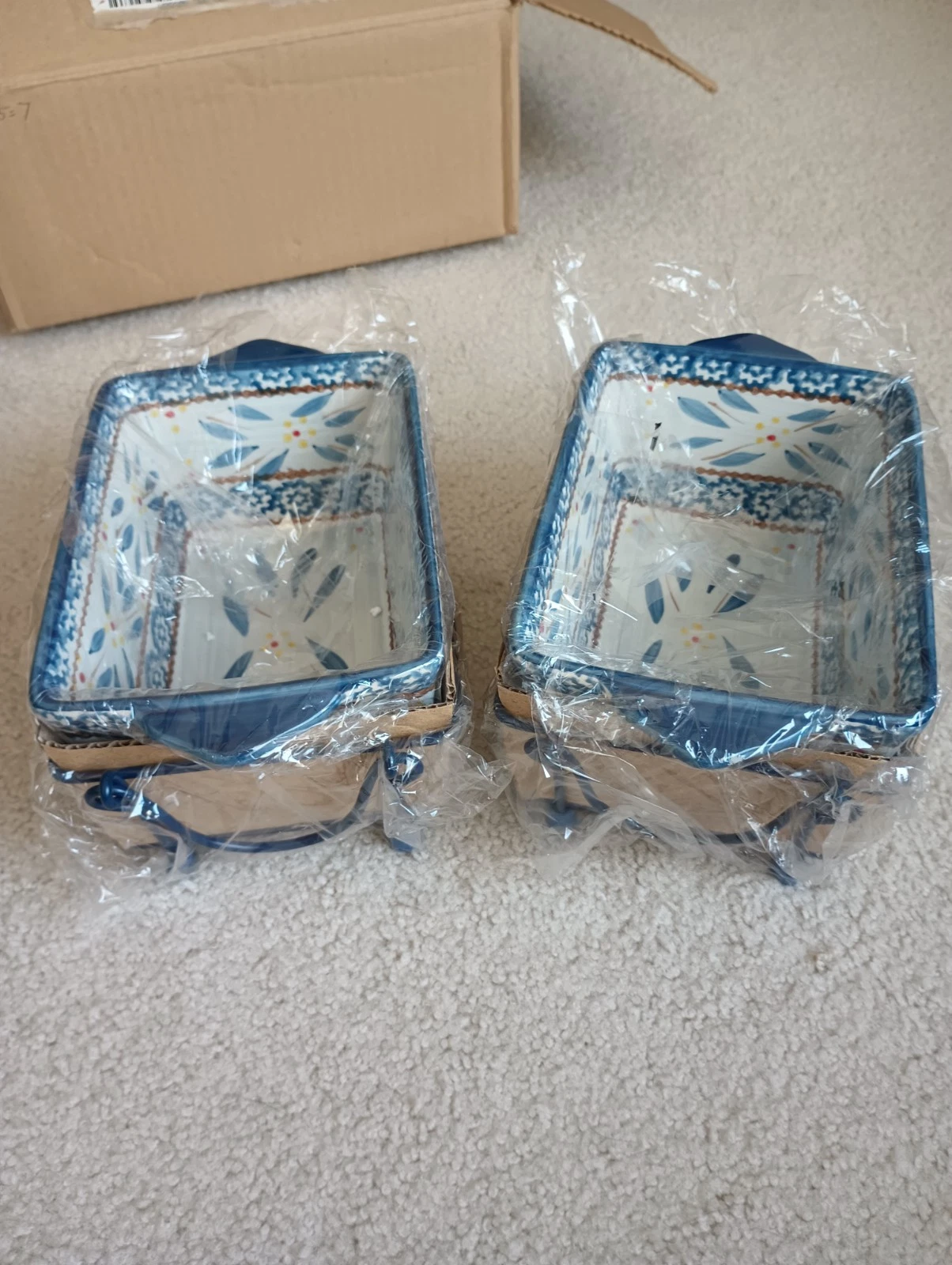 temptations old world blue; two 1qt bakers; glass trivets; wireholders; w/covers