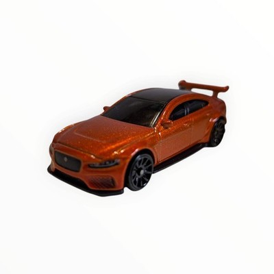 Hot Wheels Jaguar XE SV Project 8   orange metallic   lose   ca. 1:64