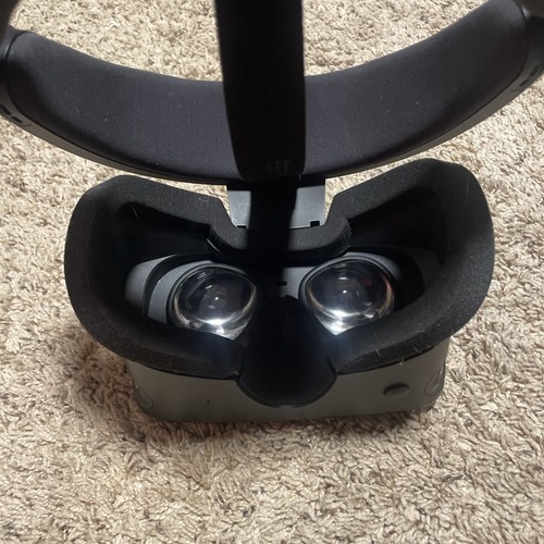 Oculus Rift S PC Powered VR Gaming Headset Only. Tested And Working. - Picture 6 of 6