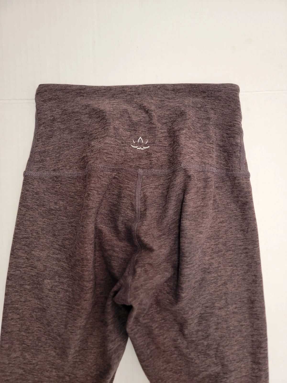 beyond-yoga crop high rise soft leggings