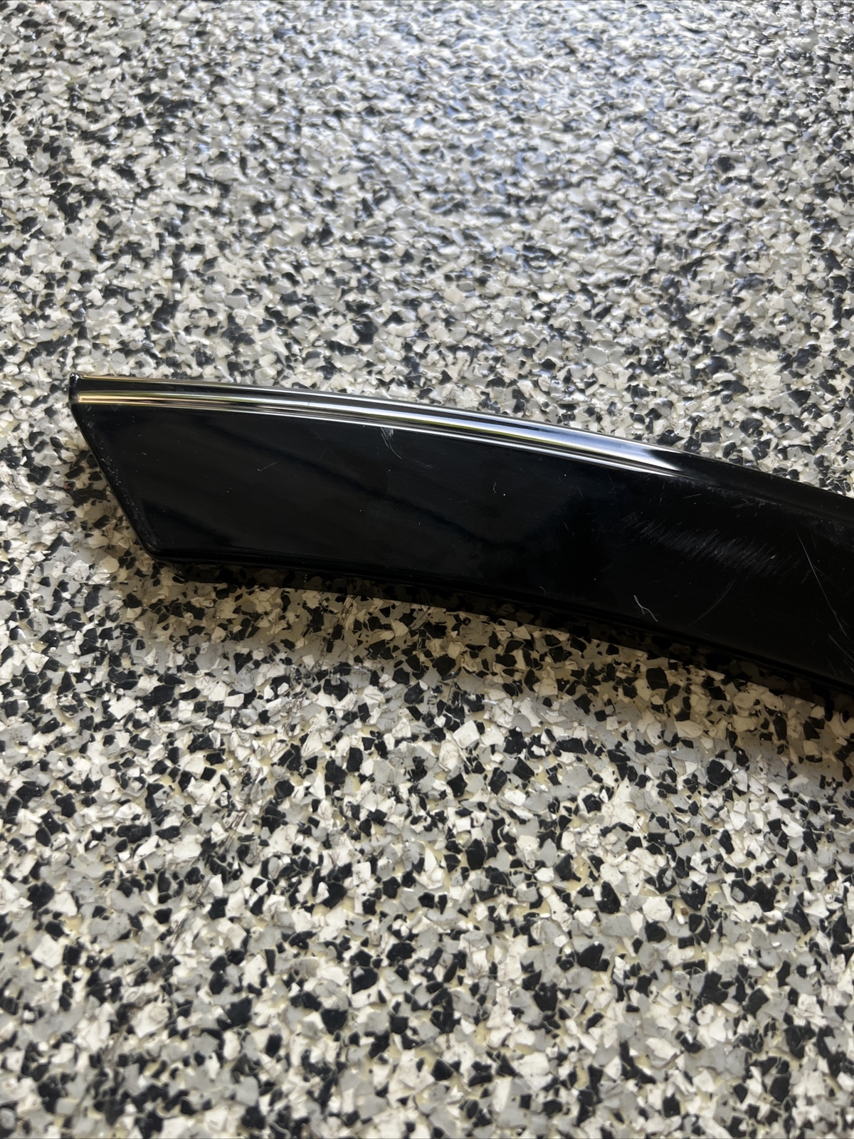 17-19 Bentley Bentayga Rear Right Door Arch Cover Trim Moulding 36A854830 OEM A1