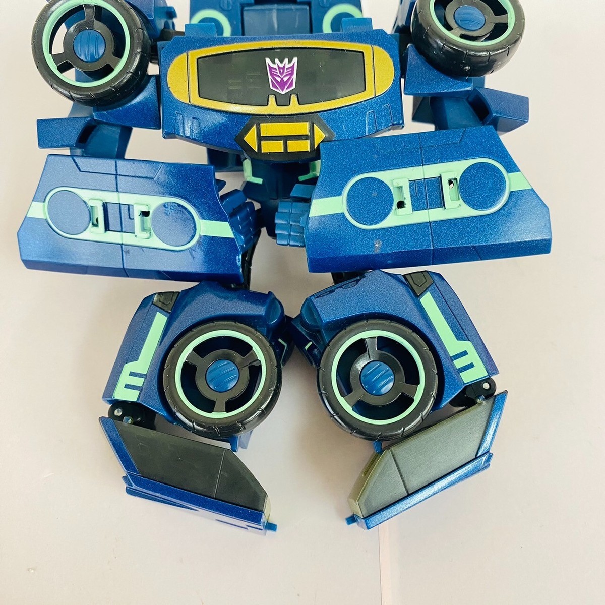 Transformers Animated Soundwave Deluxe Class Action Figure