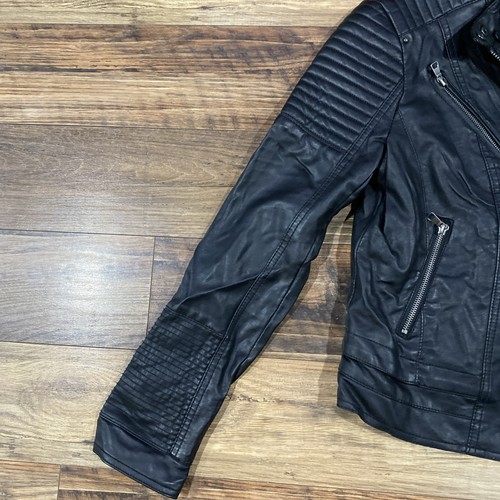 J2 Black Moto Jacket Fur Lined Sz Medium Faux Leather - Picture 5 of 7