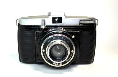 Bilora Bella 127 Film Kamera 4x4 mit Tasche