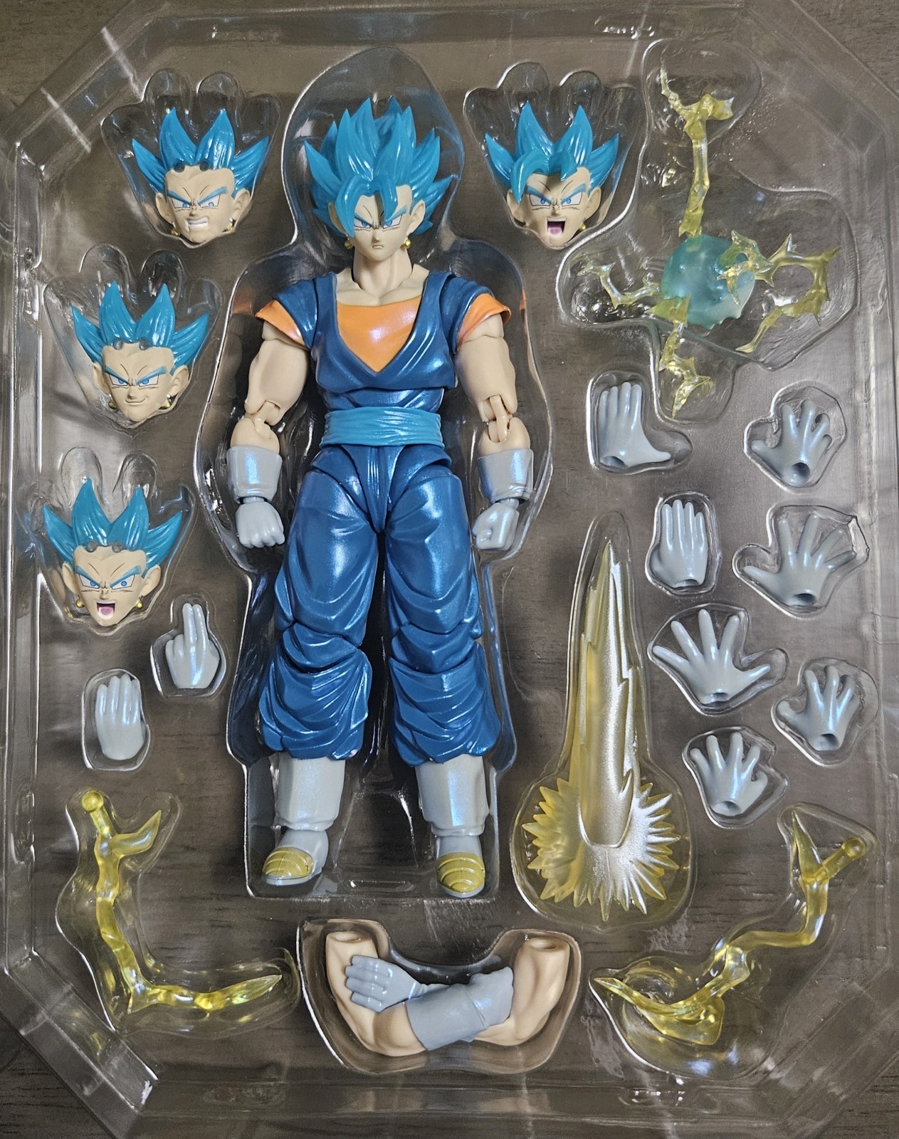 Demoniacal Fit SH Figuarts SSGSS Blue Vegito Power That Even Gods Fear Figure thumbnail 3