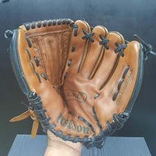 Wilson Select 11" Leather Baseball Glove RHT A2445 Adjustable Wrist Sports Gear