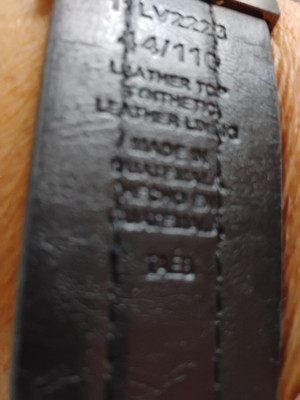 Levi's Leather Belt Pre-owned Good Condition 2d punch hole was the one used most