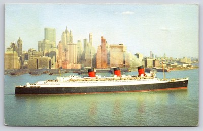 Vintage Cunard RMS Queen Mary Ocean Liner New York Harbor Skyline Postcard
