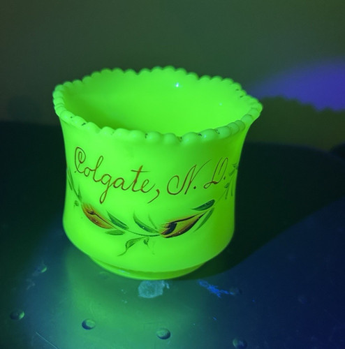 HEISEY Uranium Custard Glass Cup Bowl - Souvenir Colgate N Dakota