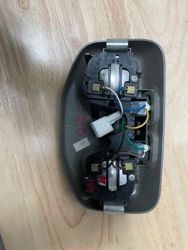 Nissan Frontier/Xterra 1998-2001 luz domo superior mapa luz domo OEM bronceado Foto 4 de 4