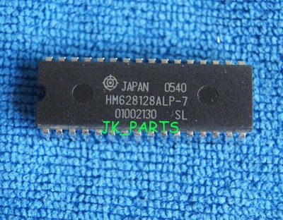 10pcs HM628128ALP-7 DIP-32 HITACHI IC
