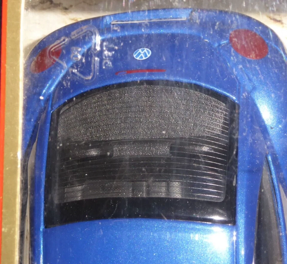 Maisto 1/25 Volkswagen VW New Beetle Blau-Metalic, 1:25, neuwertig IN Conf - Immagine 3 di 4