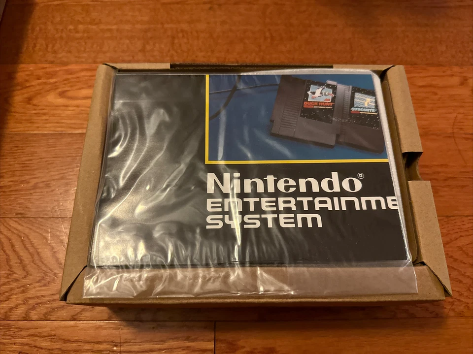 Nintendo NES Mini Classic Edition Brand New Original Packaging 30 games - Image 3 of 4